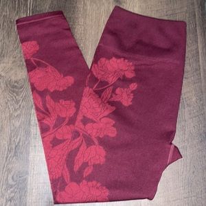 EUC Fabletics high-waisted seamless floral legging